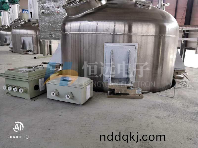 塗料廠