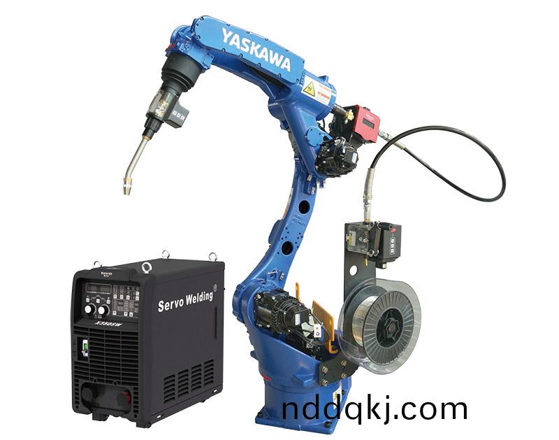 鋁(lv)氣(qi)保銲(han)機器(qi)人(ren)-安川