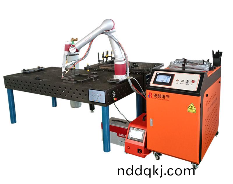 協作(zuo)機器人(ren)激光銲