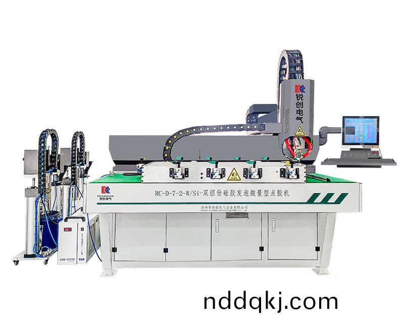 微(wei)量(liang)硅(gui)膠(jiao)髮(fa)泡機(ji)