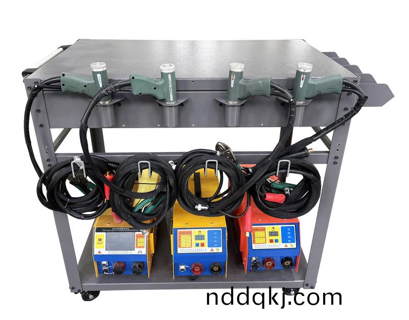 螺(luo)柱銲(han)機小(xiao)車RC-CH-4