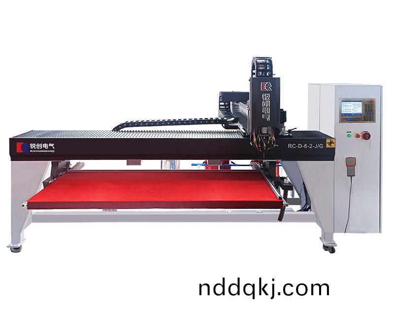 懸臂(bi)式(shi)一(yi)體(ti)常量(liang)塗膠(jiao)機(ji)