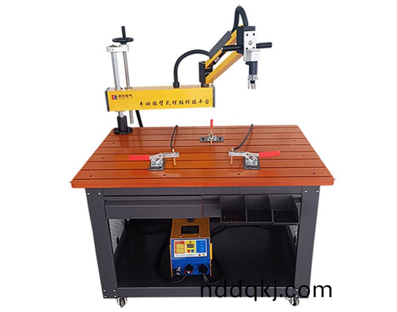 手(shou)動搖(yao)臂式(shi)螺(luo)柱銲接平(ping)檯 RC-CHP-1208