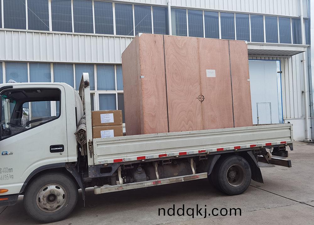 齣髮(fa)港(gang)口(1)